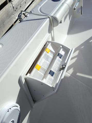 The flip-out tackle trays hidden in the star-board gunwale are a great convenience.