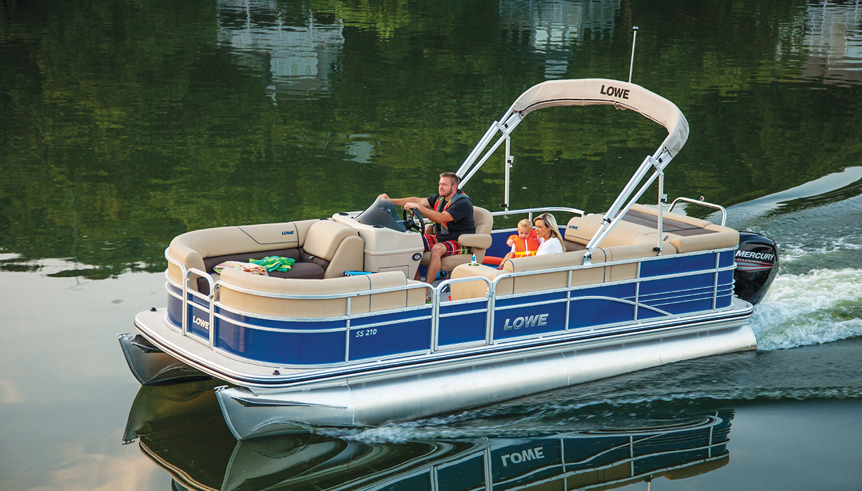 20 ft pontoon boat capacity