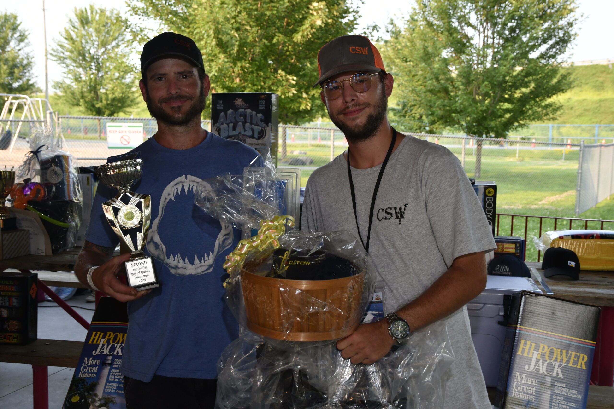 2nd Place: Nick Johnson in his 15' Legend Angler with a King-high pair of 4's.