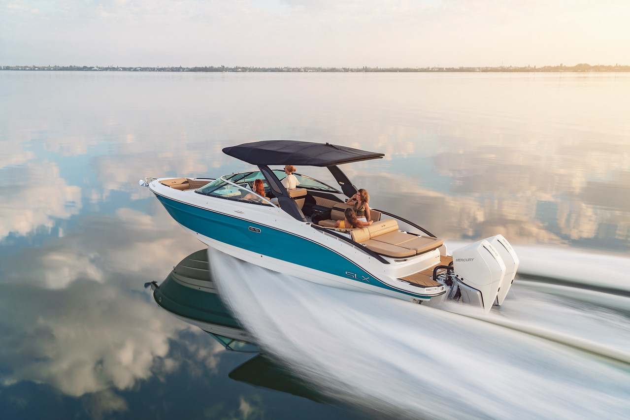 Sea Ray SLX 280 Outboard