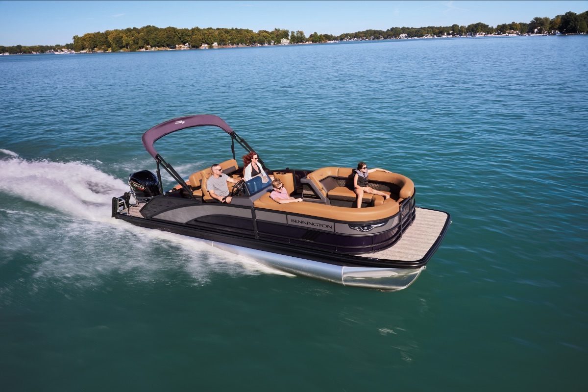 Here it comes! North America’s leading manufacturer of luxury pontoon boats, Bennington, brings a new level of performance and style to the mid-range segment—the M-Series.