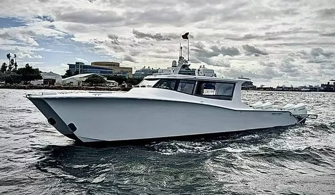 The Berky Power Cat is meticulously crafted with precision and attention to detail, offering Center Console, Flush Deck Cabin, and Express models to cater to your specific boating preferences.